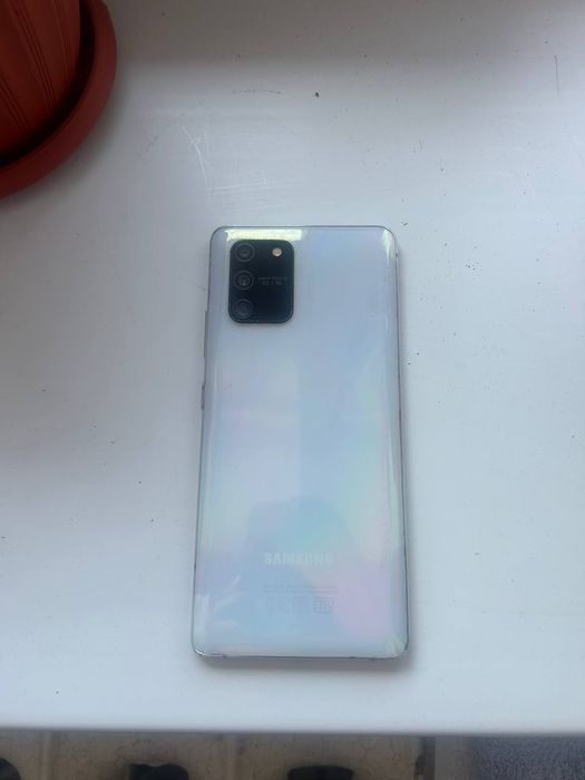 Самсунг s10лайд 128гб