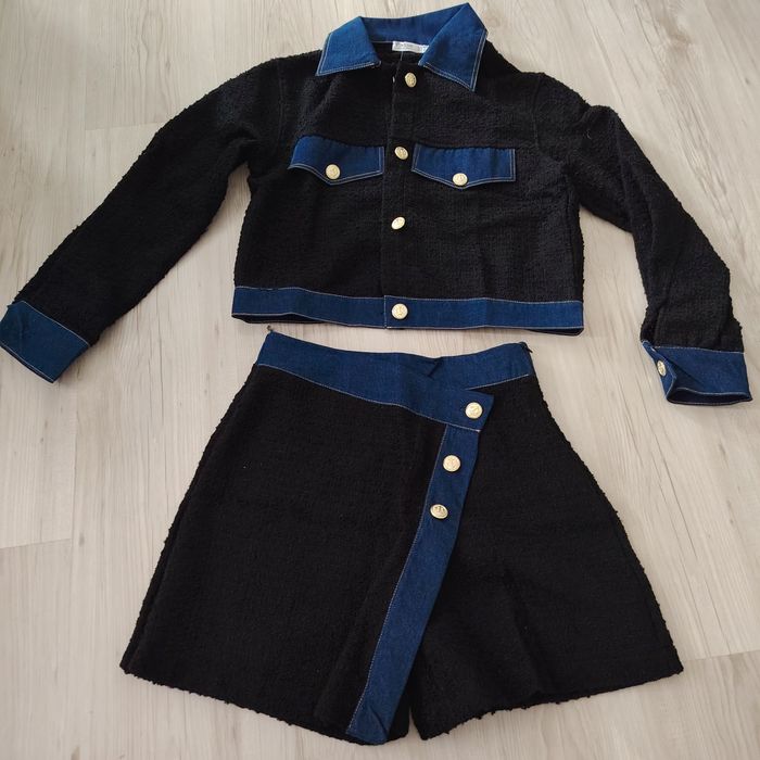 Комплект букле сако и пола-панталон