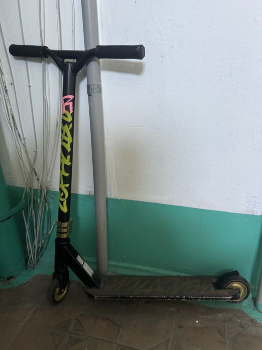Продам трюковой самокат