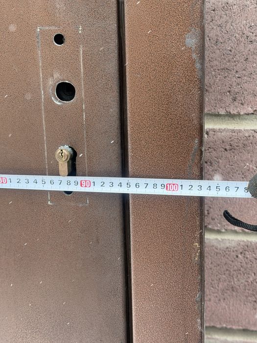 Продам дверь железный