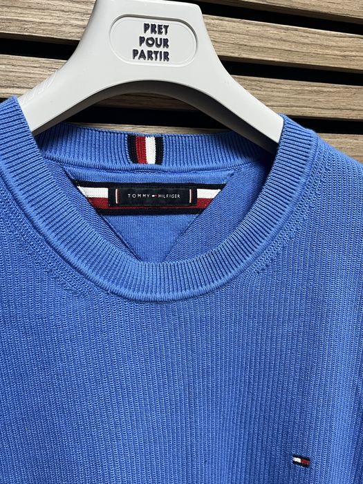Tommy Hilfiger : НОВ пуловер размер 2ХЛ / Оригинал