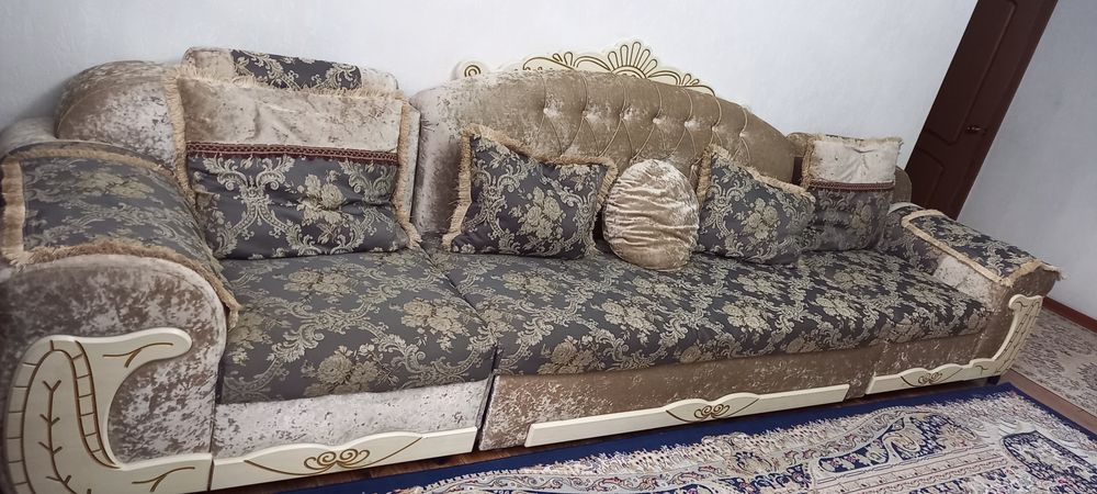 Диван ханский,раскладной!