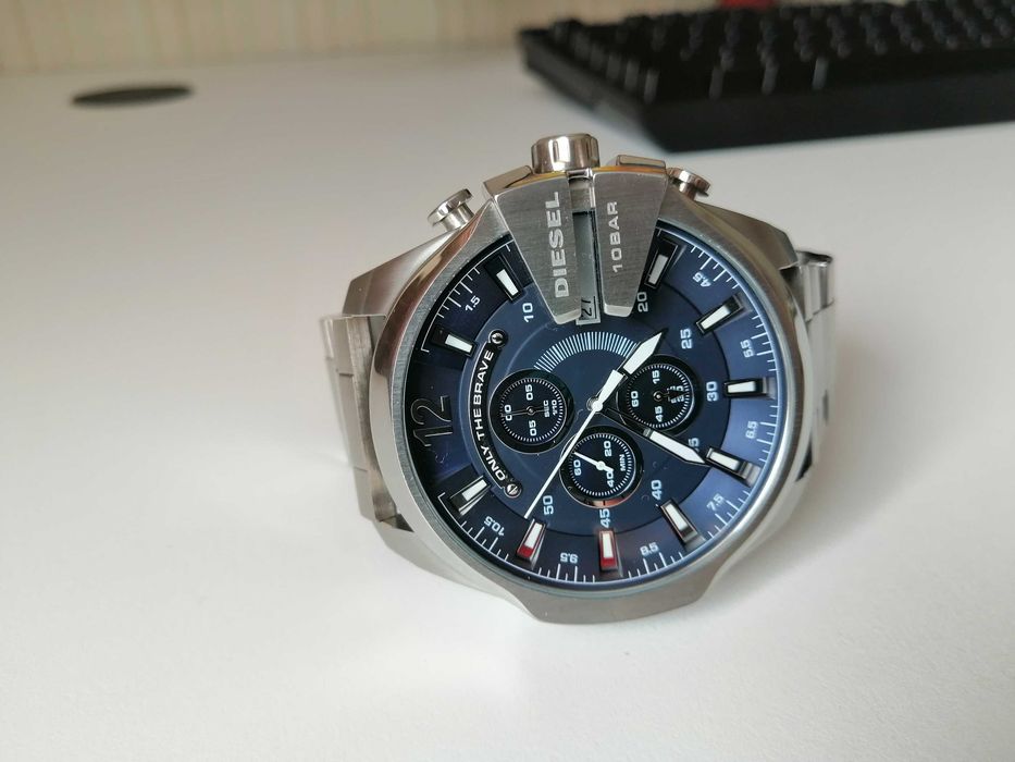 Продам Часы Diesel