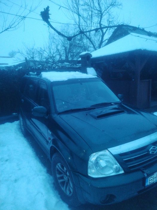 Vând Suzuki grand vitara