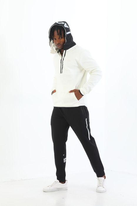 Спортивные костюмы Lacoste