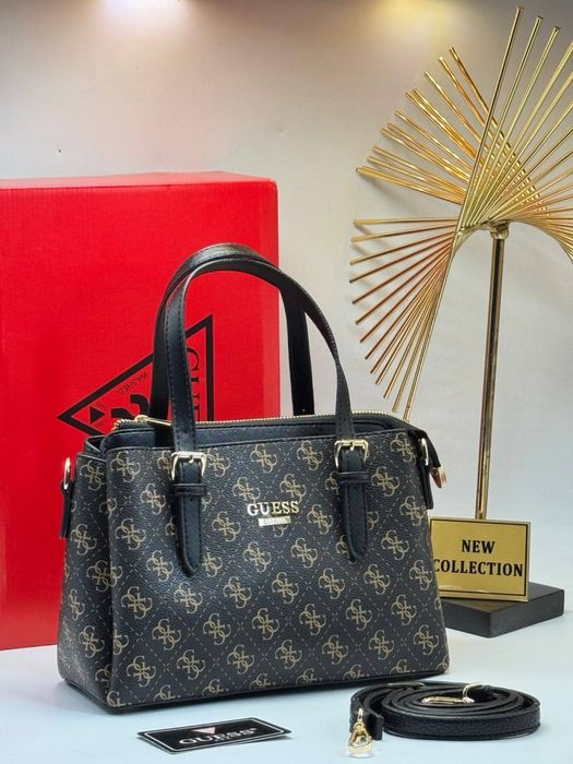 Geanta Guess Noua !!! Dimensiuni 26/18 !!!