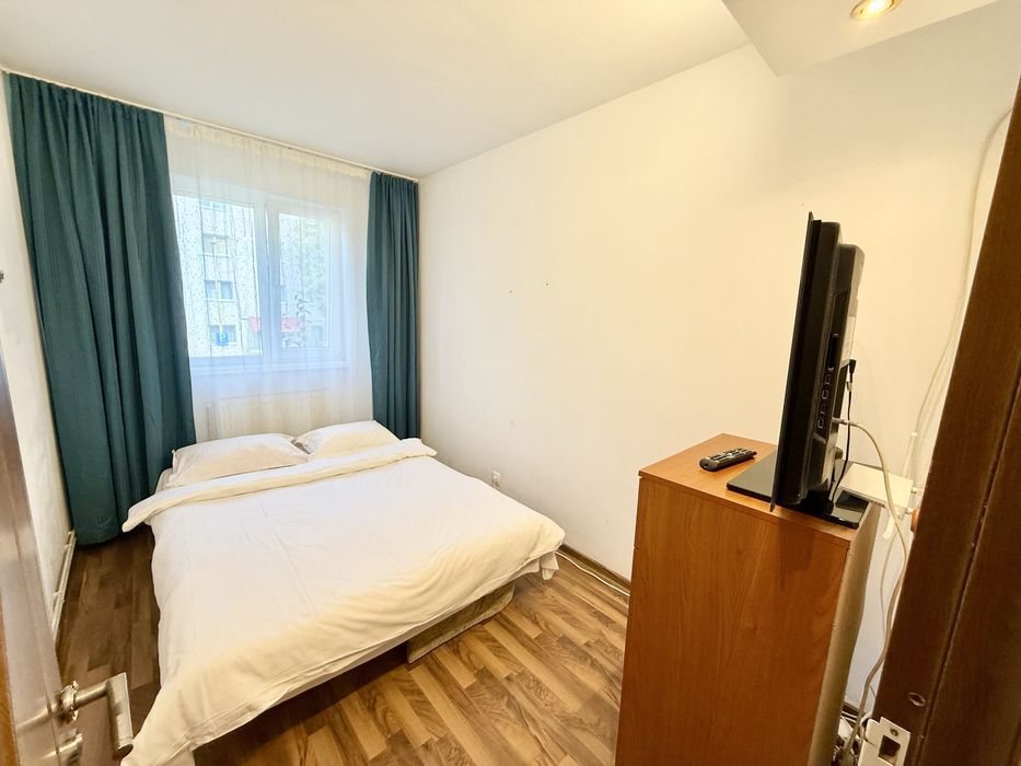 Apartament 3 camere de inchiriat termen lung