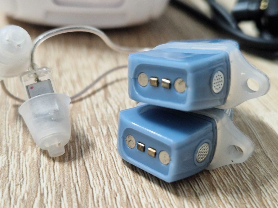 Aparat auditiv/aparate auditive BTE RIC/ Reincarcabile/ Profund-Severa