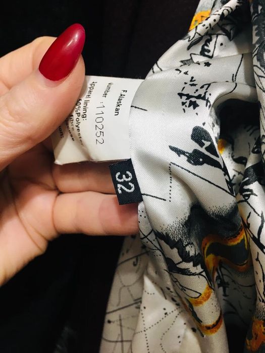 Продаётся шуба .