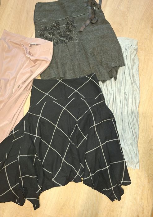 Лот дамски поли размер С/М