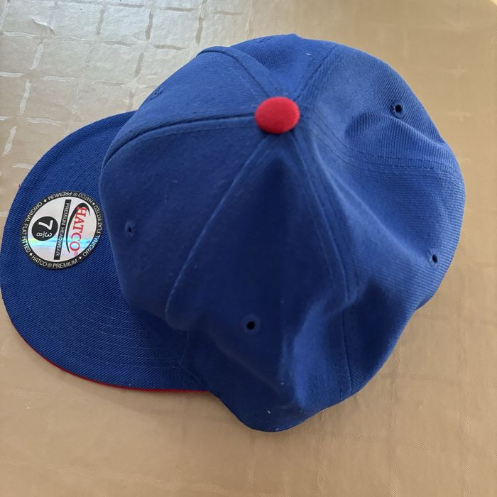 Мъжка шапка нова!