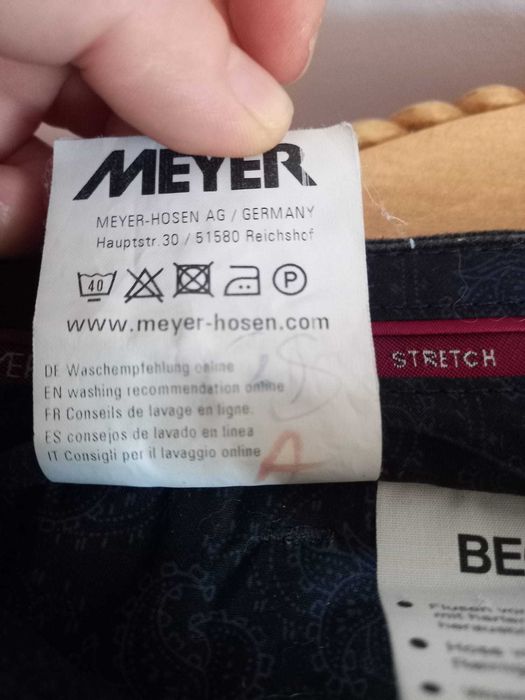 Pantaloni barbatesti gen raiati MEYER