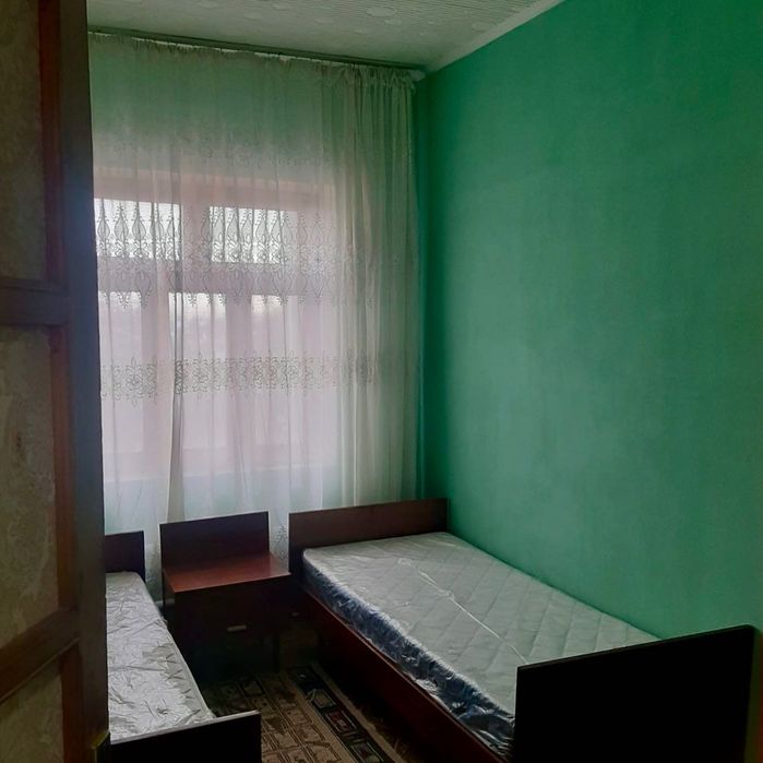 Продается 2 ком. на Ахмад Югнаки