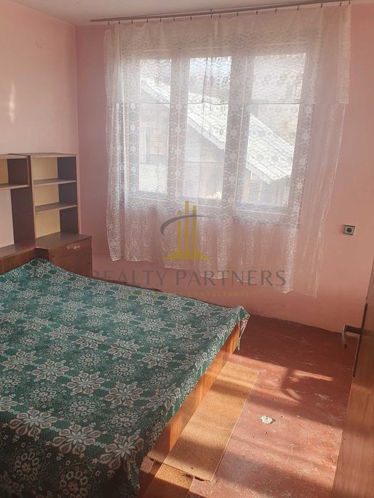 Продава се Къща в с. Люлин, Област Перник - 70 кв.м за 1572 €/кв.м - Снимка #12