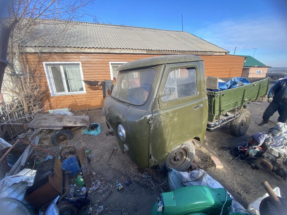 Продам Уаз бортовой