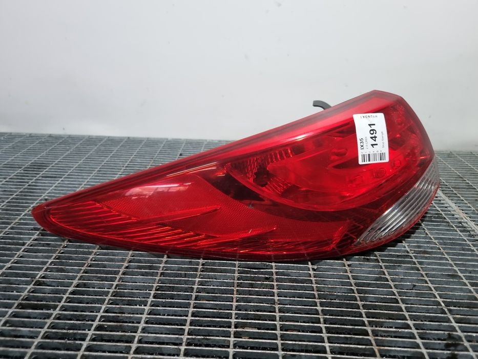 Stop Stanga Hyundai IX35 - SUV 4 Usi (1491) Bec clasic
