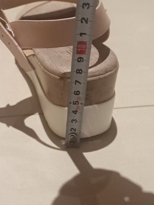 Сандали дамски  39 номер НОВИ