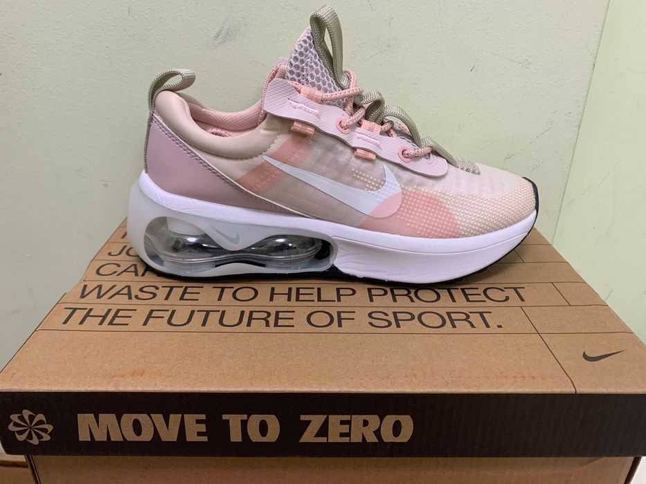Нови дамски маратонки Nike Air Max 2021 pink налични 38 номер