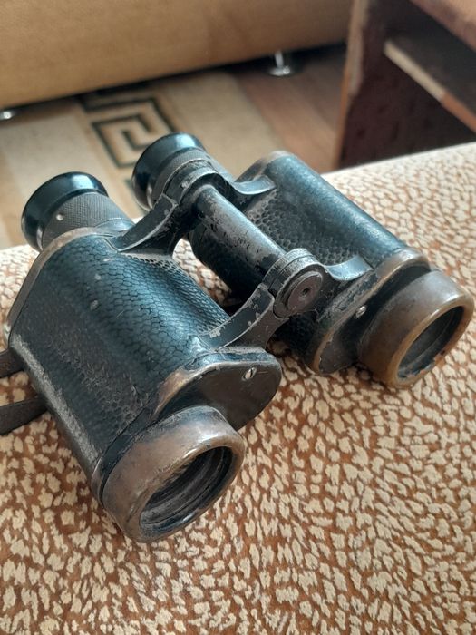 Продам  бинокль 1944г.в.