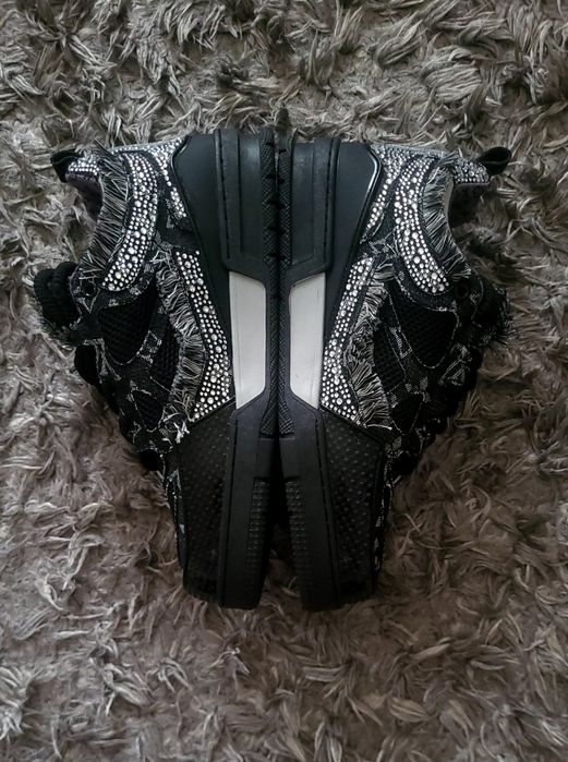 Lv Skate cu diamante