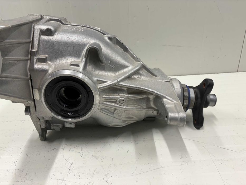 Заден диференциал БМВ Г30 Г31 Г14 Г15 Г16 4.0 Бензин Пр. число 2.93