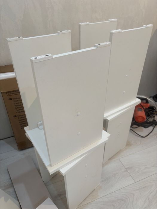 Табуретки новые из дсп белые