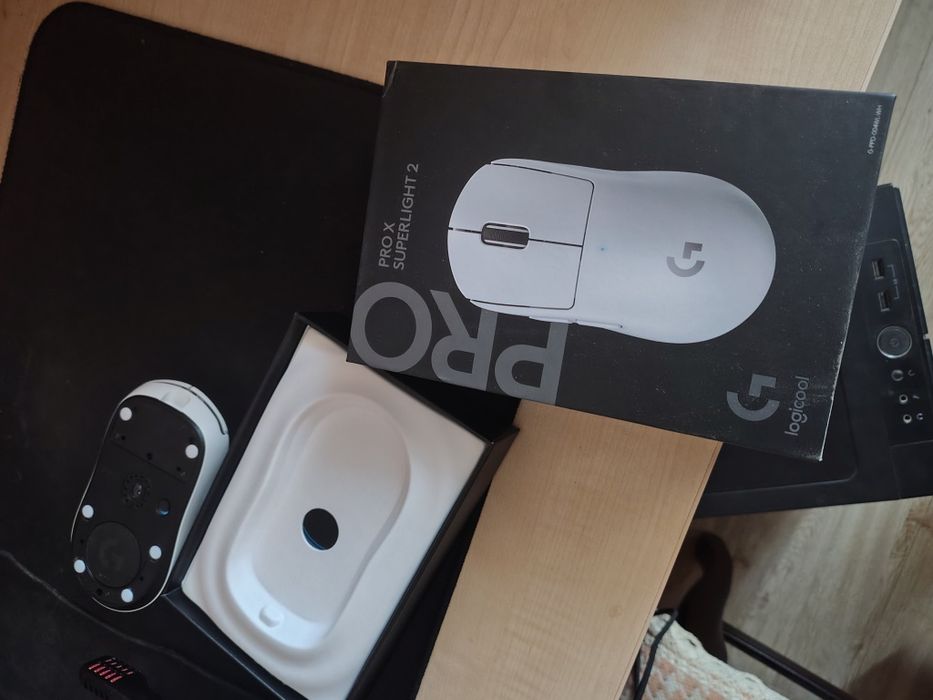 Продам мышь Logitech G Pro X Superlight 2