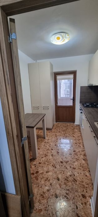 Apartament 2 camere Nicolina - de închiriat