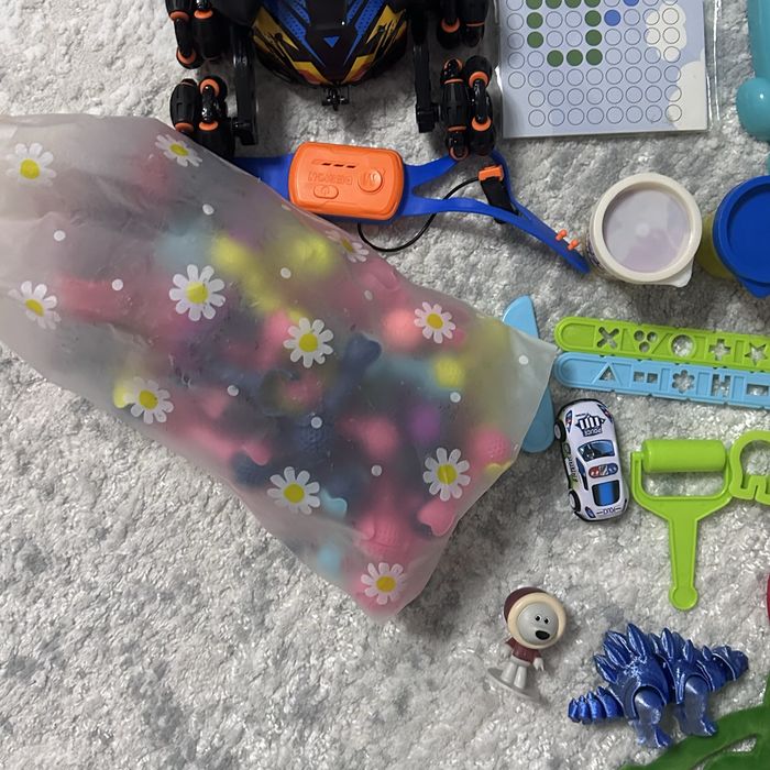 Продаю детские игрушки