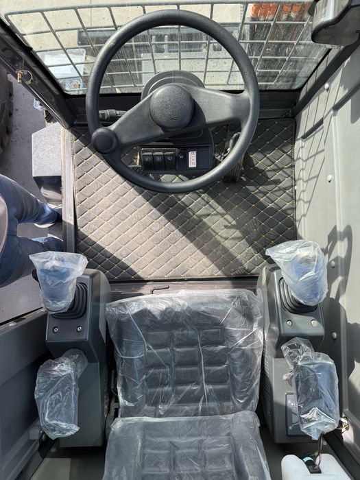 Мини экскаватор ACCORD HT40W сотувда тайёр