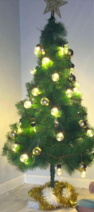 Продается елка 1,5метра