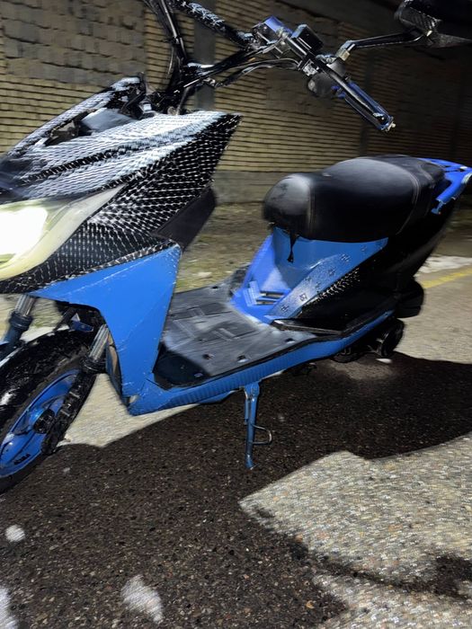 Benzili skuter holati ideal Srochna