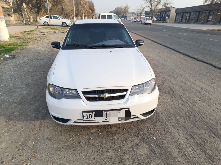 Nexia 2 2014 yil oq rang