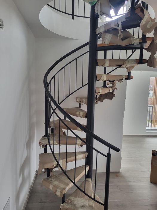 SCARI INTERIOARE si EXTERIOARE Metalice/INOX, Balustrade in toata Țara