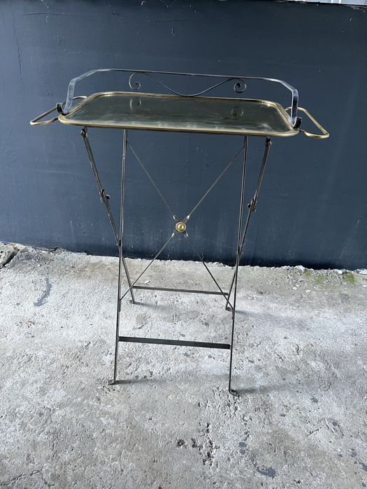 Помощна маса / 60-те