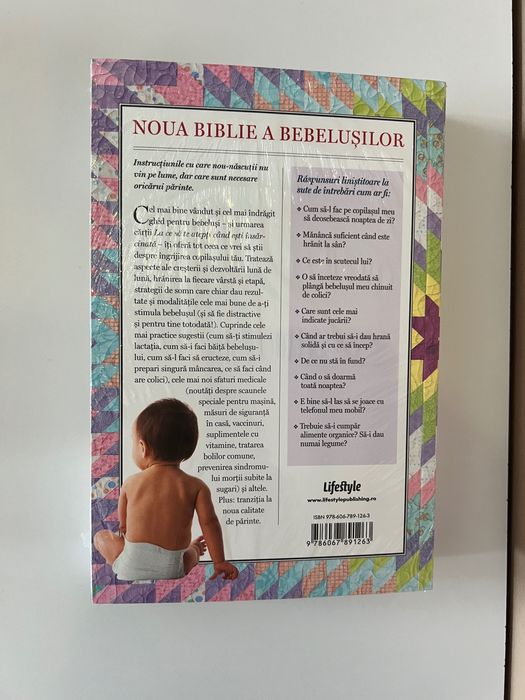 Carte La ce sa te aștepți în primul an de viață