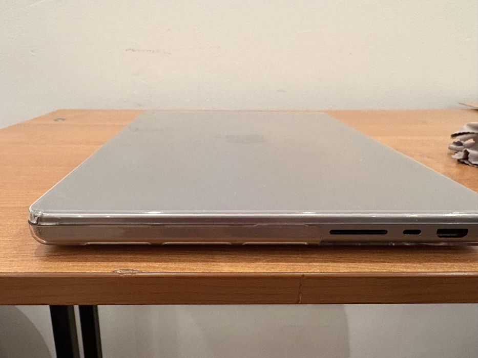 Macbook pro 14.2, 16/512
