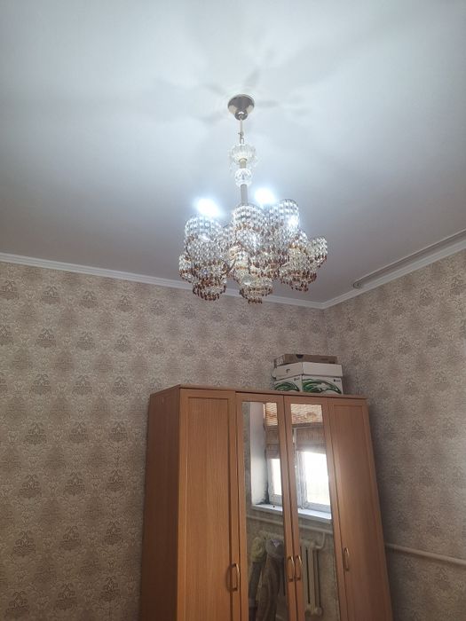 Қолданылған люстралар сатылады