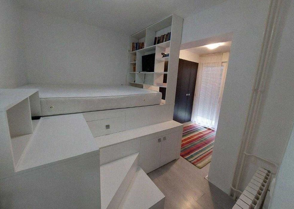 Дава се под наем Тристаен апартамент в Пловдив, Западен - 86 кв.м за 397.8 € - Снимка #3