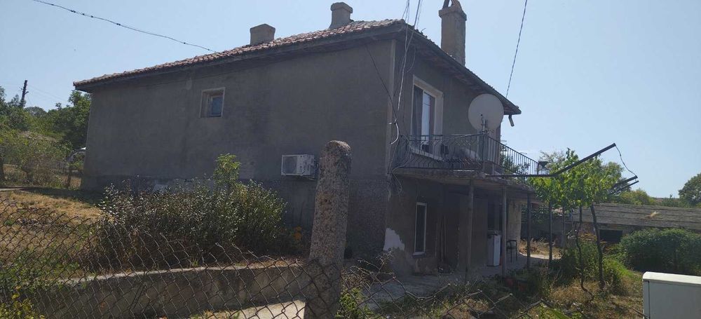 Продава се Къща в с. Оброчище, Област Добрич - 140 кв.м за 543 €/кв.м - Снимка #1