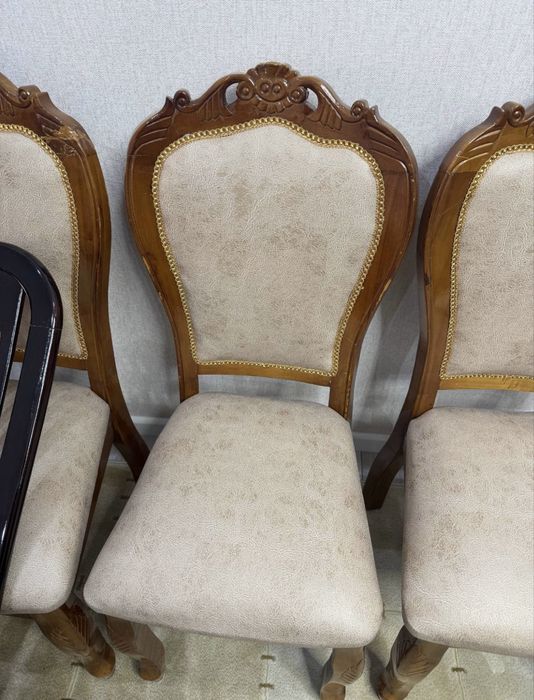 Продаются стулью 15 штук