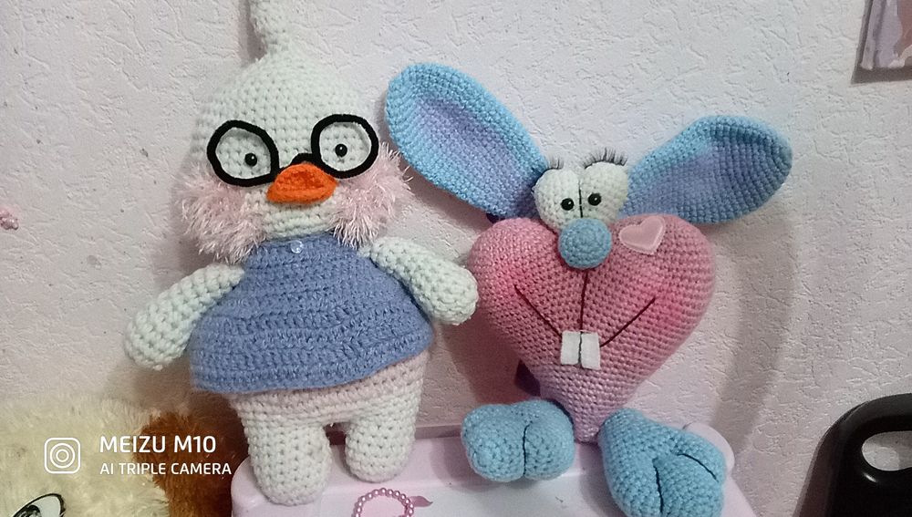 Продам вязаные цветы в горшочке