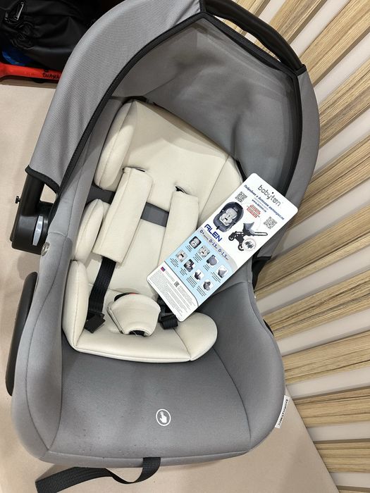 Продам детское автокресло 0+