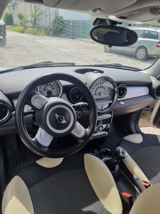 Dezmembrez Mini Cooper r56 motor n12