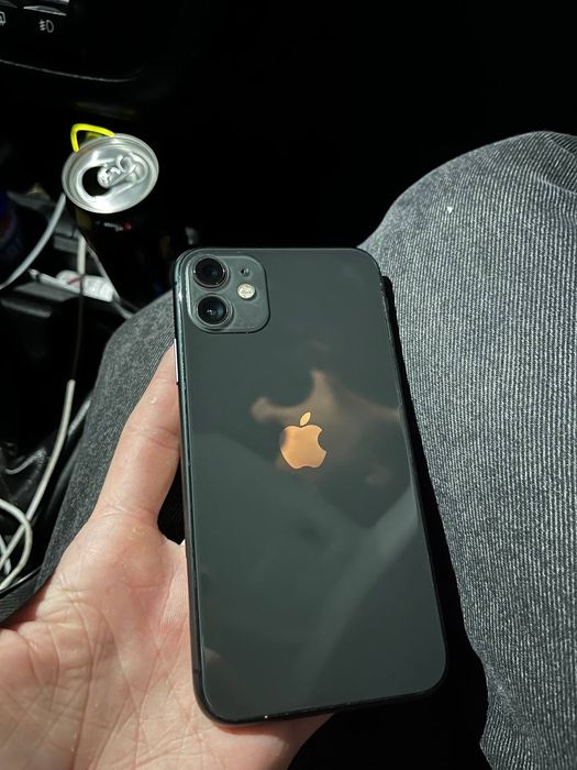 Продам айфон 11 в достойном состоянии
