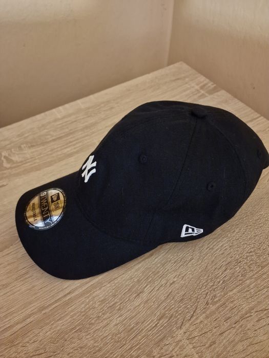 Шапка new era с мини лого