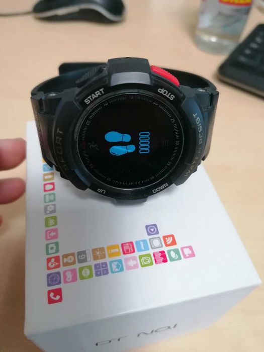 Смарт часовник Smartwatch F6
