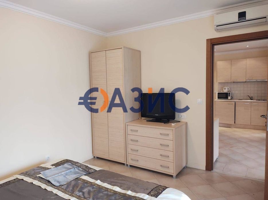 Продава се Двустаен апартамент в Созопол - 67 кв.м за 1448 €/кв.м - Снимка #8
