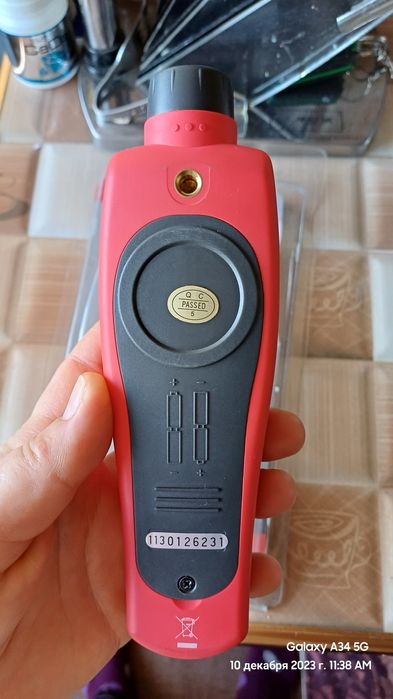 Продаётся новый цифровой тахометр.