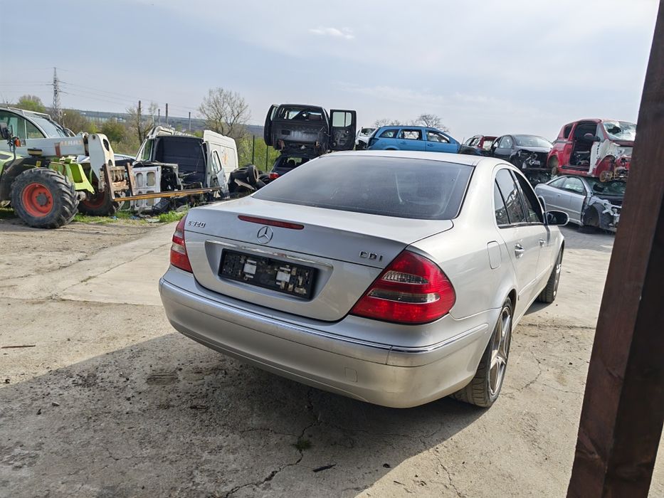 Mercedes E320 CDI  На части